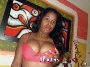1hooters
