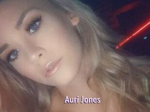 Auri_Jones