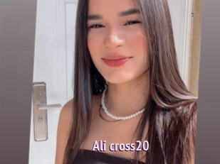 Ali_cross20