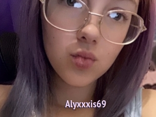 Alyxxxis69