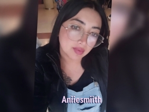 Aniiesmiith