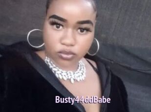 Busty44ddBabe