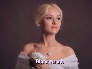 Blondyysmile