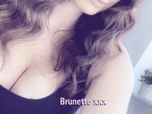 Brunette_xxx