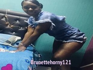 Brunettehorny121