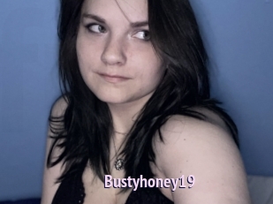 Bustyhoney19