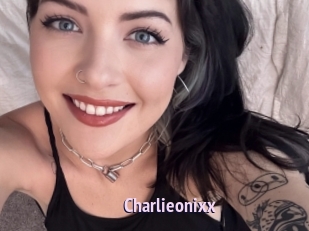 Charlieonixx