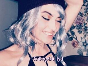 Collegekid_lyd