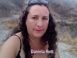 Daniela_Hott
