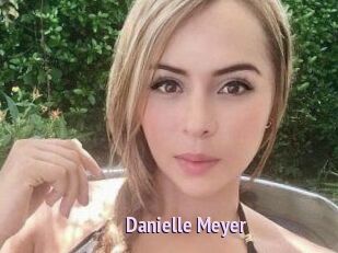 Danielle_Meyer