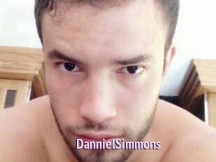 Danniel_Simmons