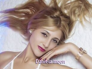 Daniela_moon