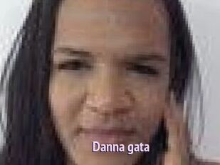 Danna_gata