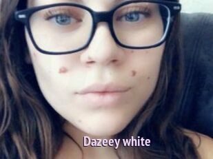 Dazeey_white