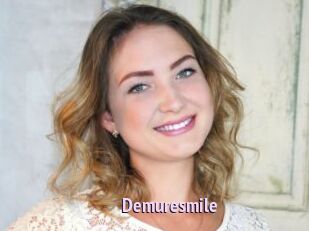 Demuresmile