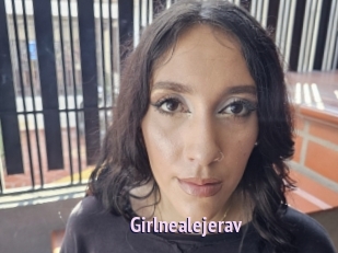 Girlnealejerav