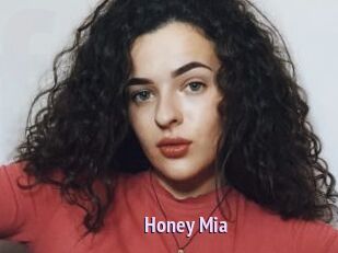 Honey_Mia