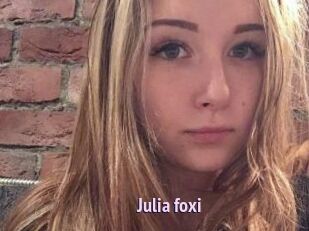 Julia_foxi