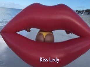 Kiss_Ledy