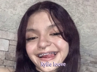 Kylie_loove