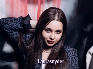 Laurasnyder