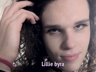 Lillie_byra