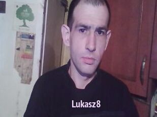 Lukasz8