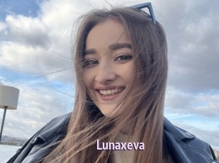 Lunaxeva