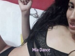 Mia_Dance