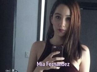 Mia_Fernandez
