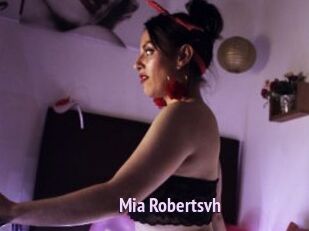 Mia_Robertsvh