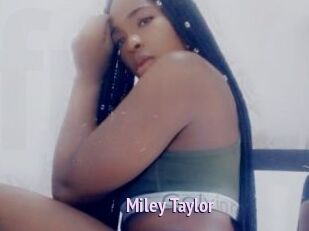 Miley_Taylor