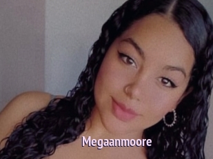 Megaanmoore