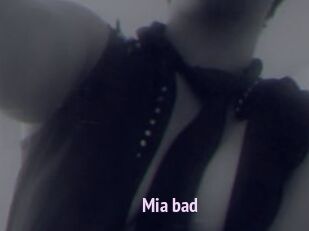 Mia_bad