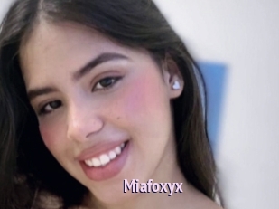 Miafoxyx