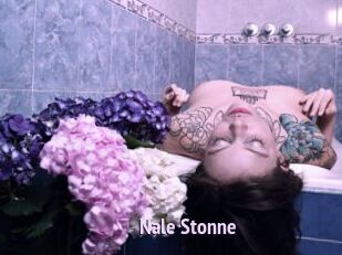 Nale_Stonne