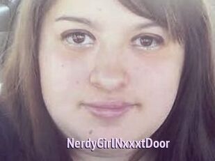 NerdyGirlNxxxtDoor