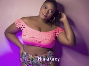 Niina_Grey