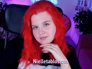 Nielletablossom