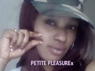 PETITE_PLEASUREx