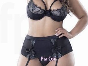 Pia_Cox