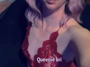 Queenie_bri