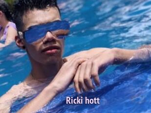 Ricki_hott