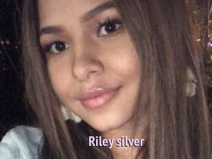 Riley_silver