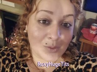 RoxyHugeTits