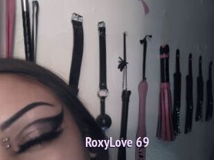 RoxyLove_69