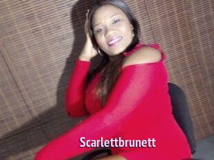 Scarlettbrunett