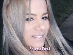 Selena_Fox1
