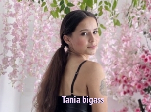 Tania_bigass