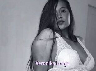 Veronika_Lodge